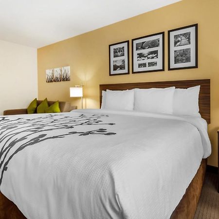 Sleep Inn & Suites Девілс-Лейк Екстер'єр фото