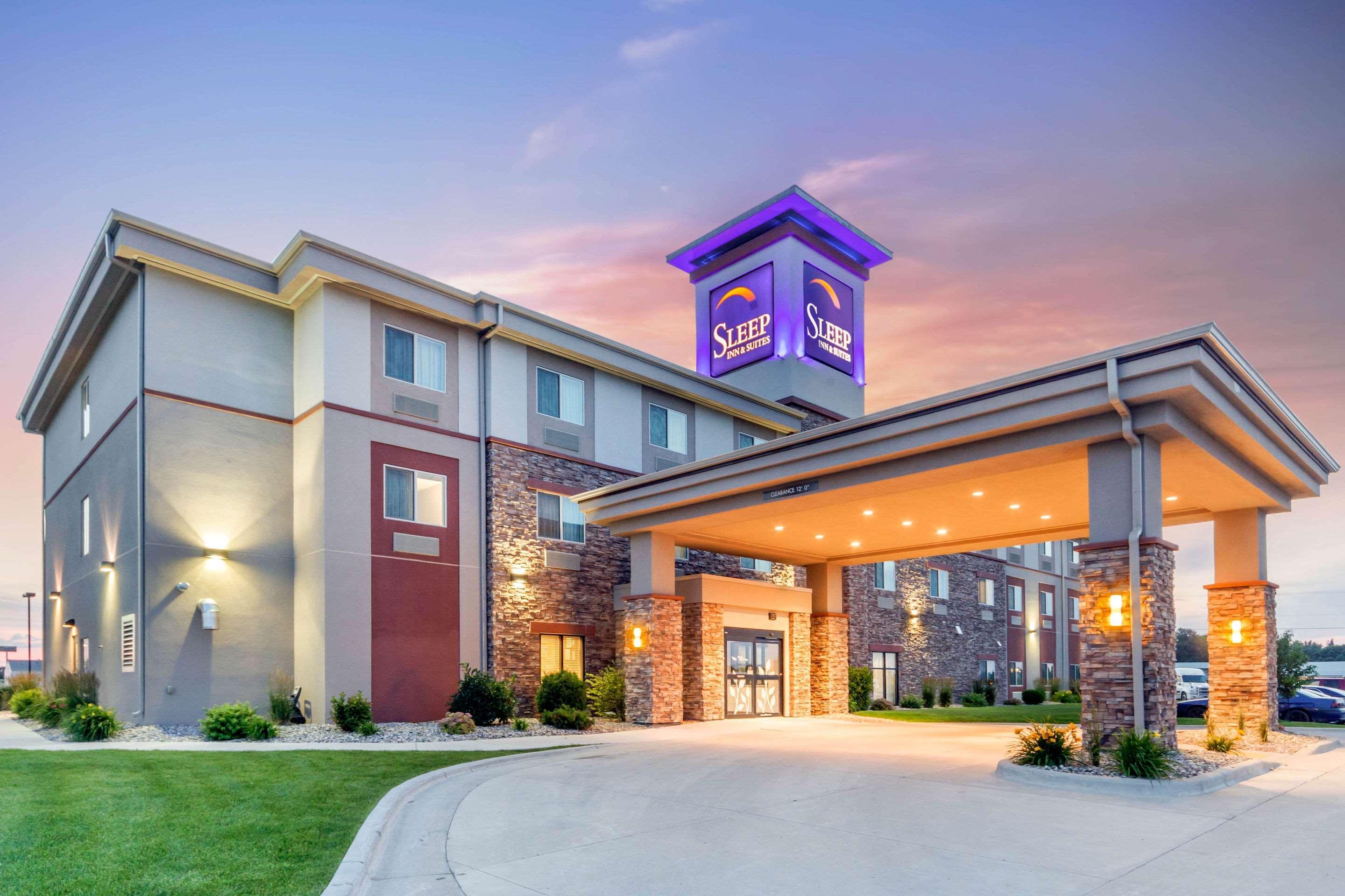 Sleep Inn & Suites Девілс-Лейк Екстер'єр фото